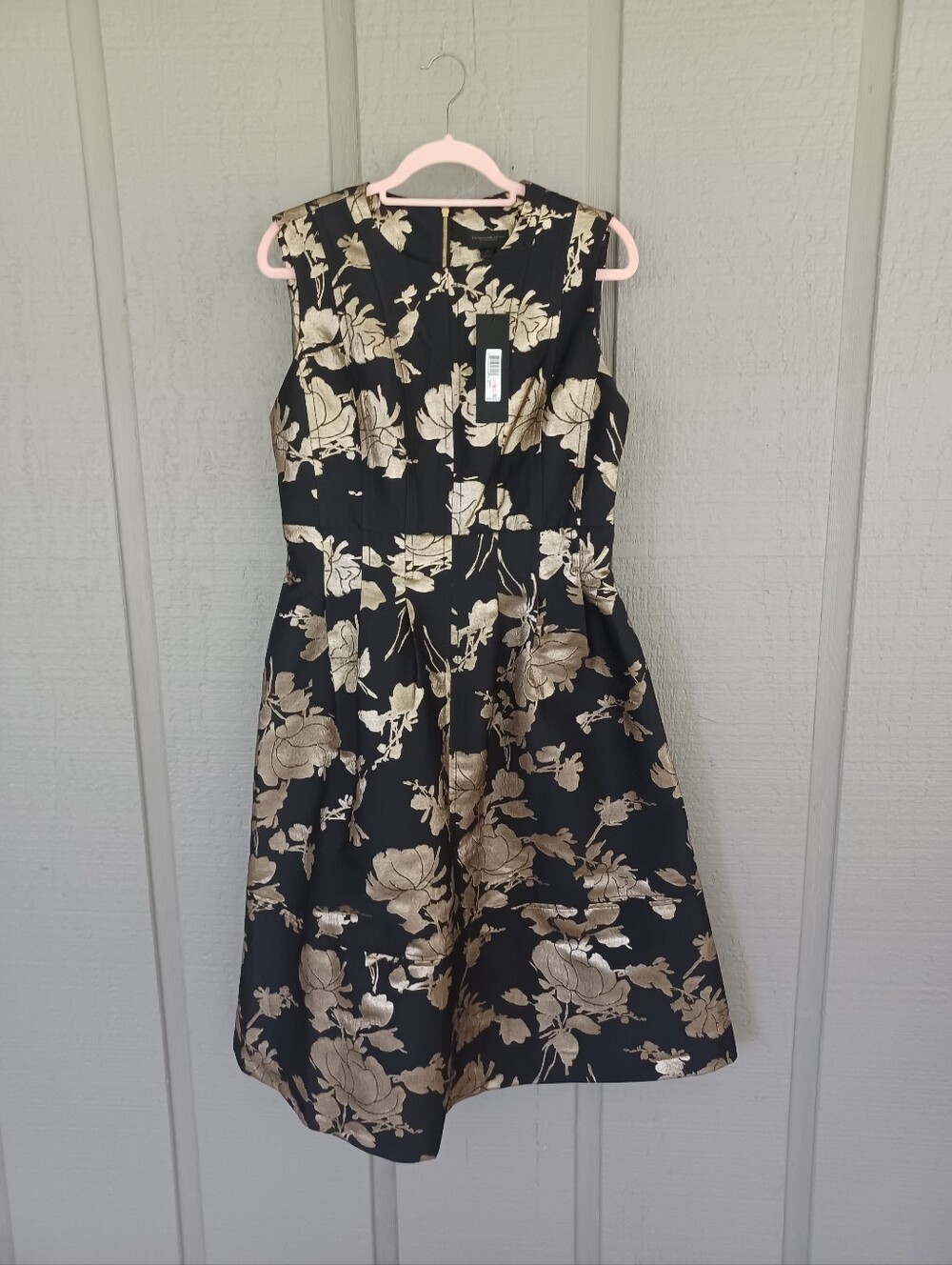Donna Karan Metallic Jacquard Sleeveless Fit And Flare Dress Size 10 Black Gold